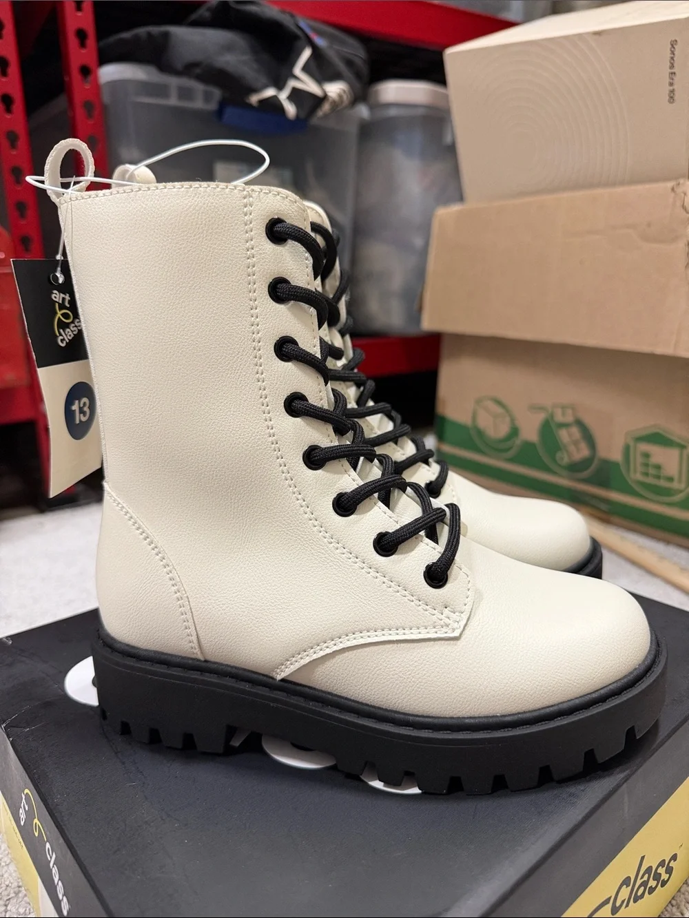 Kids Girls Youth Khari Boots Sz 13M Mid Calf Side Zipper, Art Class White